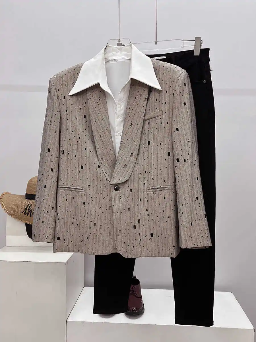 

New Design Worn-look Striped Men's Casual Suit Two-piece Set Loose Straight-leg Pants High-end Feel Button Decoration Iron-free