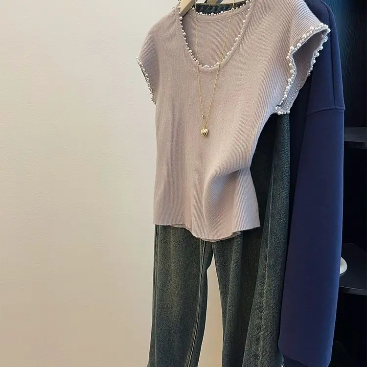 

Beaded Ice Silk Short-sleeved T-shirt for Women in Summer Loose Fashion Fly-sleeved Top