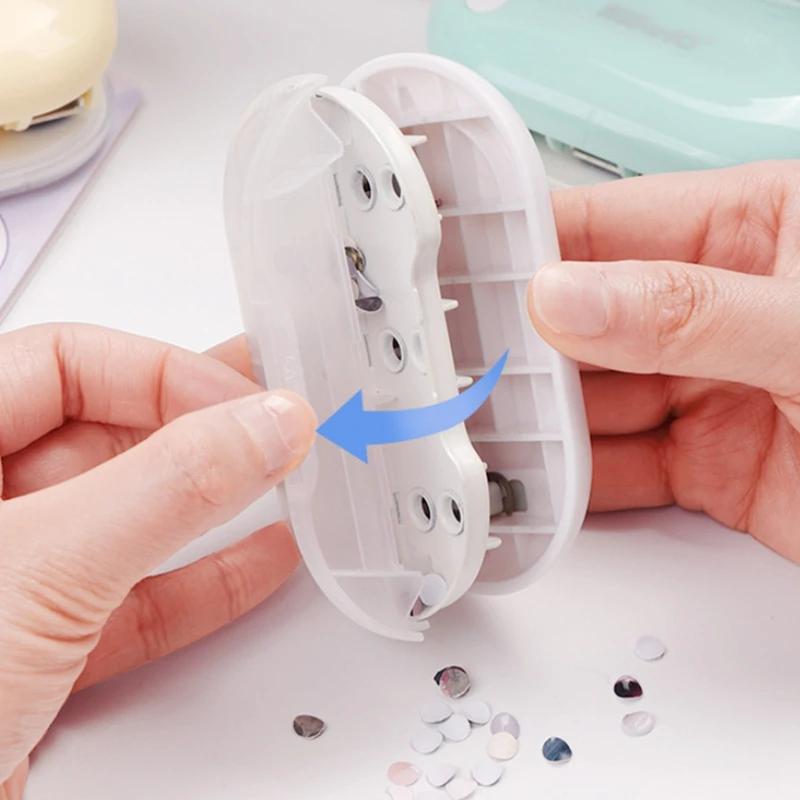 KW-Trio 3-Hole Paper Punch Handheld Mini Puncher DIY Handheld Paper Puncher Student Handmade Scrapbook Puncher