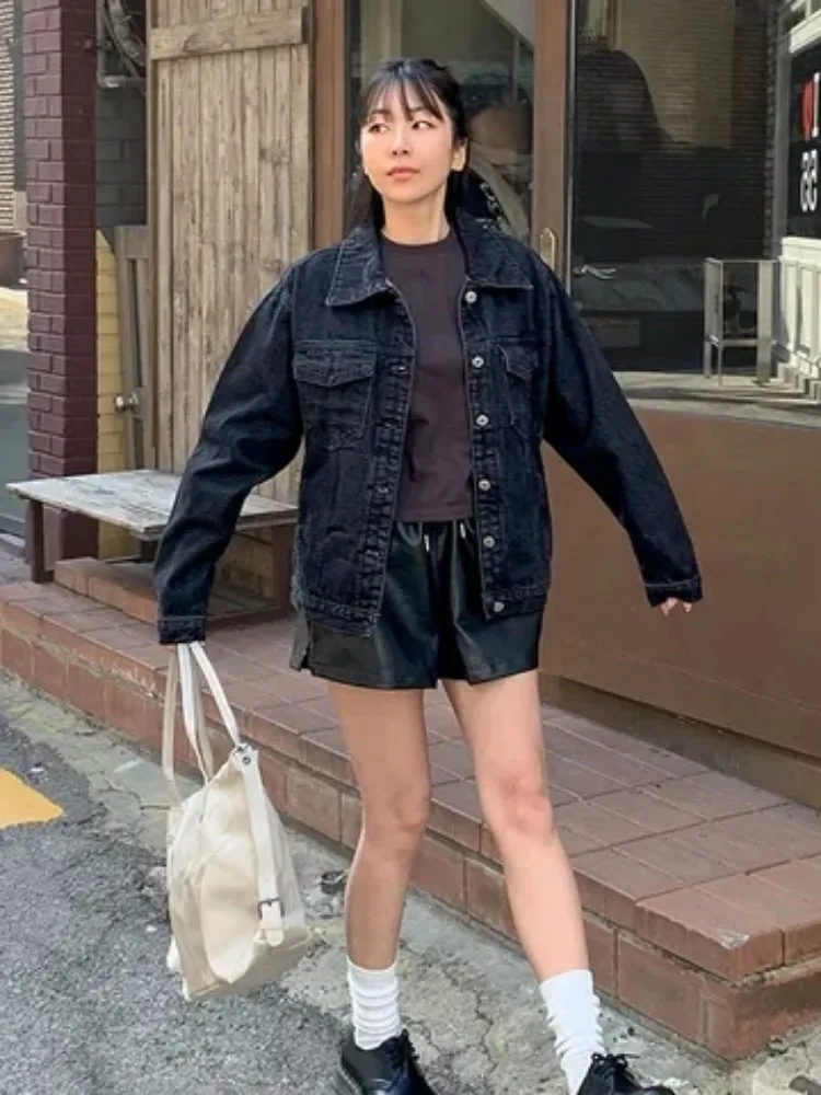 เสื้อเดนิมผู้หญิงสไตล์เรโทรฮ่องกง คอลเลคชั่นฤดูใบไม้ร่วง ดีไซน์แฟชั่นทรงหลวม สไตล์บอยเฟรนด์ เสื้อทรงหลวมสไตล์เกาหลี