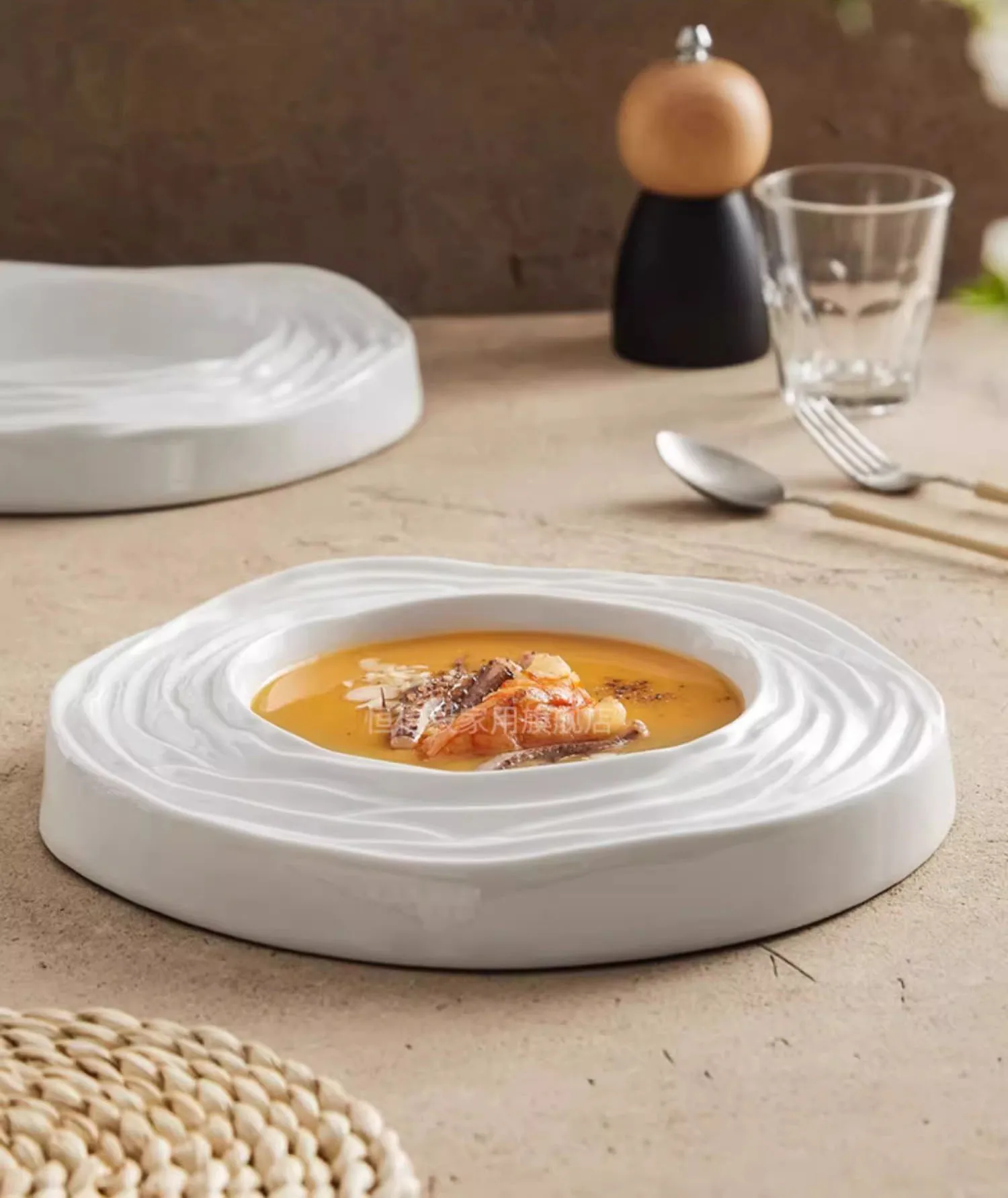 Creative Pure White Ceramic Water Wave Pattern Thick Soup Plate Dessert Plate Sushi Dish Restaurant Molecular Cuisine Specialty