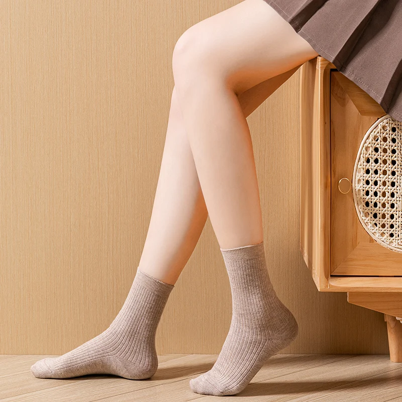 4 Pairs Unisex Women Men Crew Middling Socks High Tube 100%Wool Socks High Quality Sports Socks Solid 4Pairs/Lot