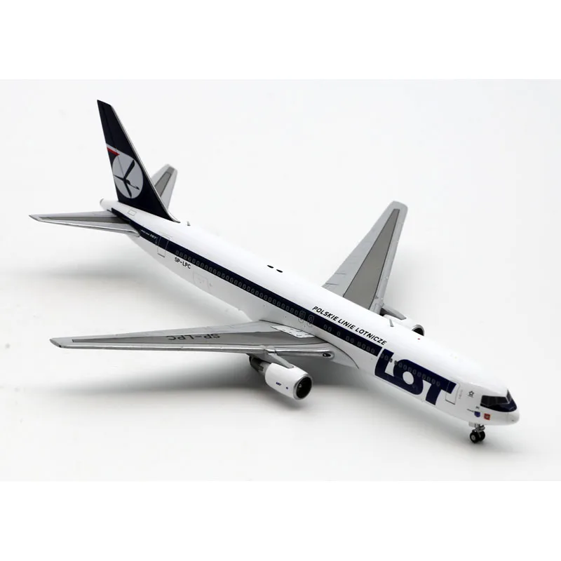 XX40056เครื่องบินสะสมโลหะผสม Wings1:400ล็อตสายการบินโปแลนด์ "staralliance" โบอิ้ง B767-300ER Diecast เครื่องบิน SP-LPC โมเดล