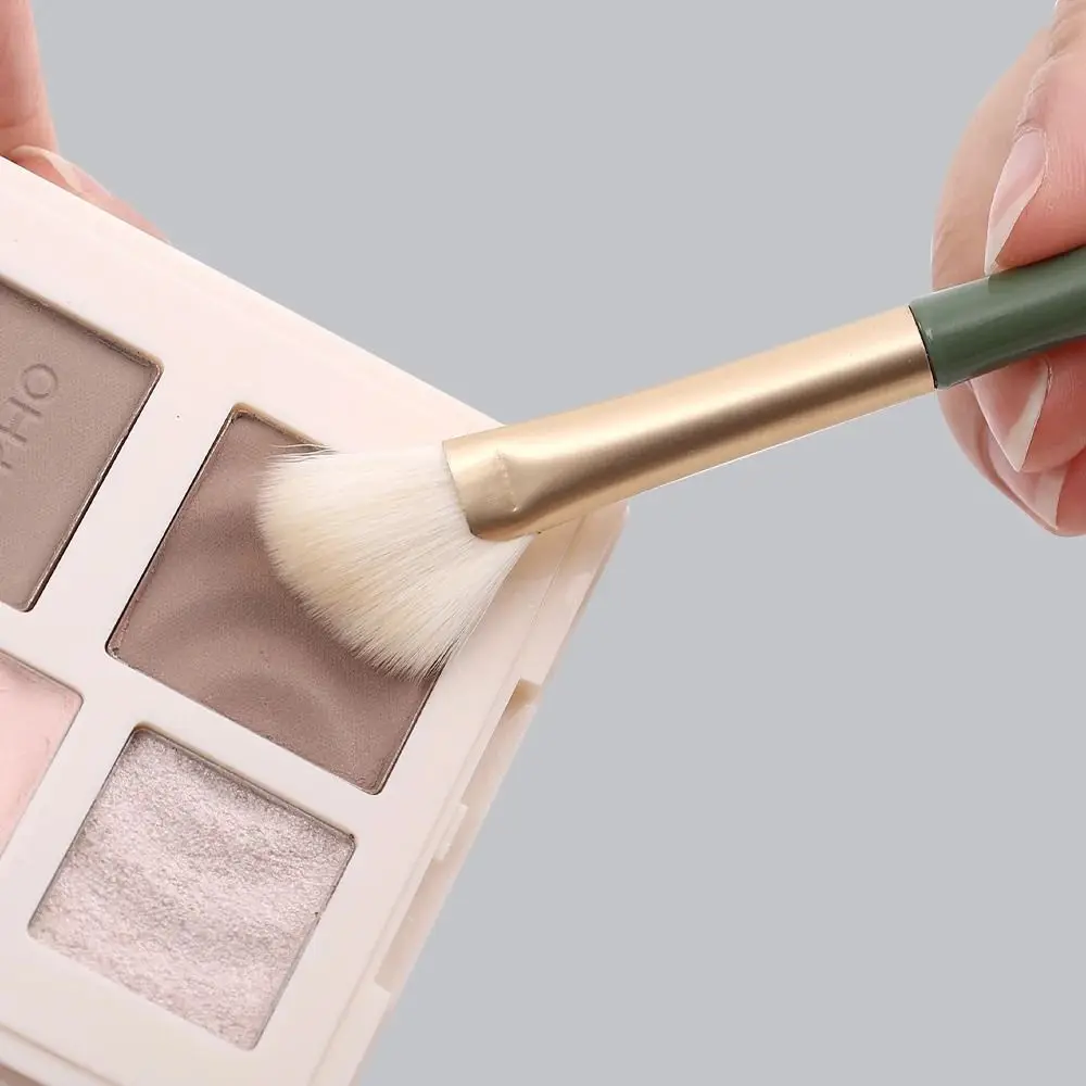 Nuovi pennelli per trucco morbidi Contorno angolato Sbavature Pennello per ombretto per naso Evidenziatore Blush Testa piatta Mezza ventaglio per ombretto per naso