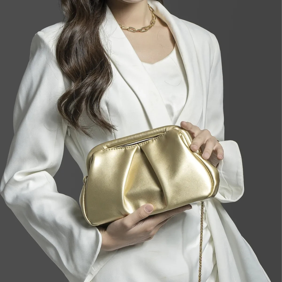 borsa-da-donna-classica-ed-elegante-lussuosa-in-pelle-di-alta-qualita-design-classico-parigino-trendy-vintage-casual-e-semplice