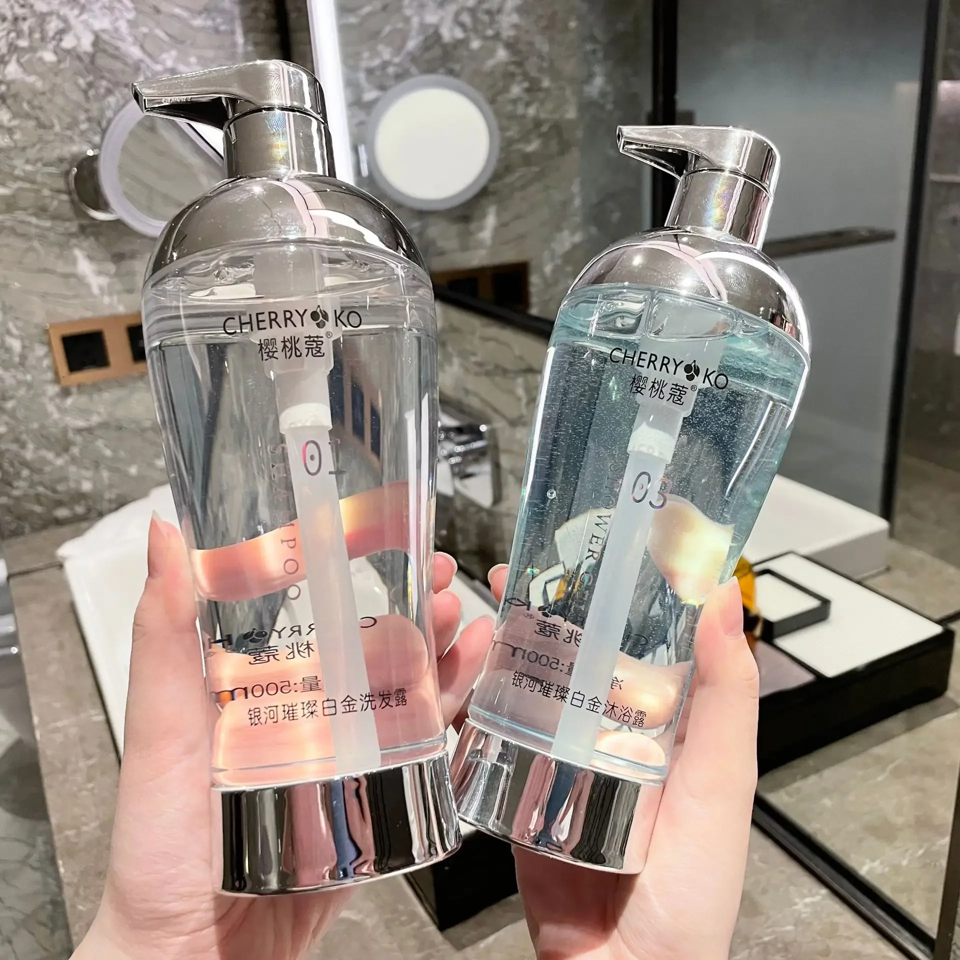 Glimmering Galaxy Shower Gel P - Perfume Fragrance Shampoo recensione e prezzo