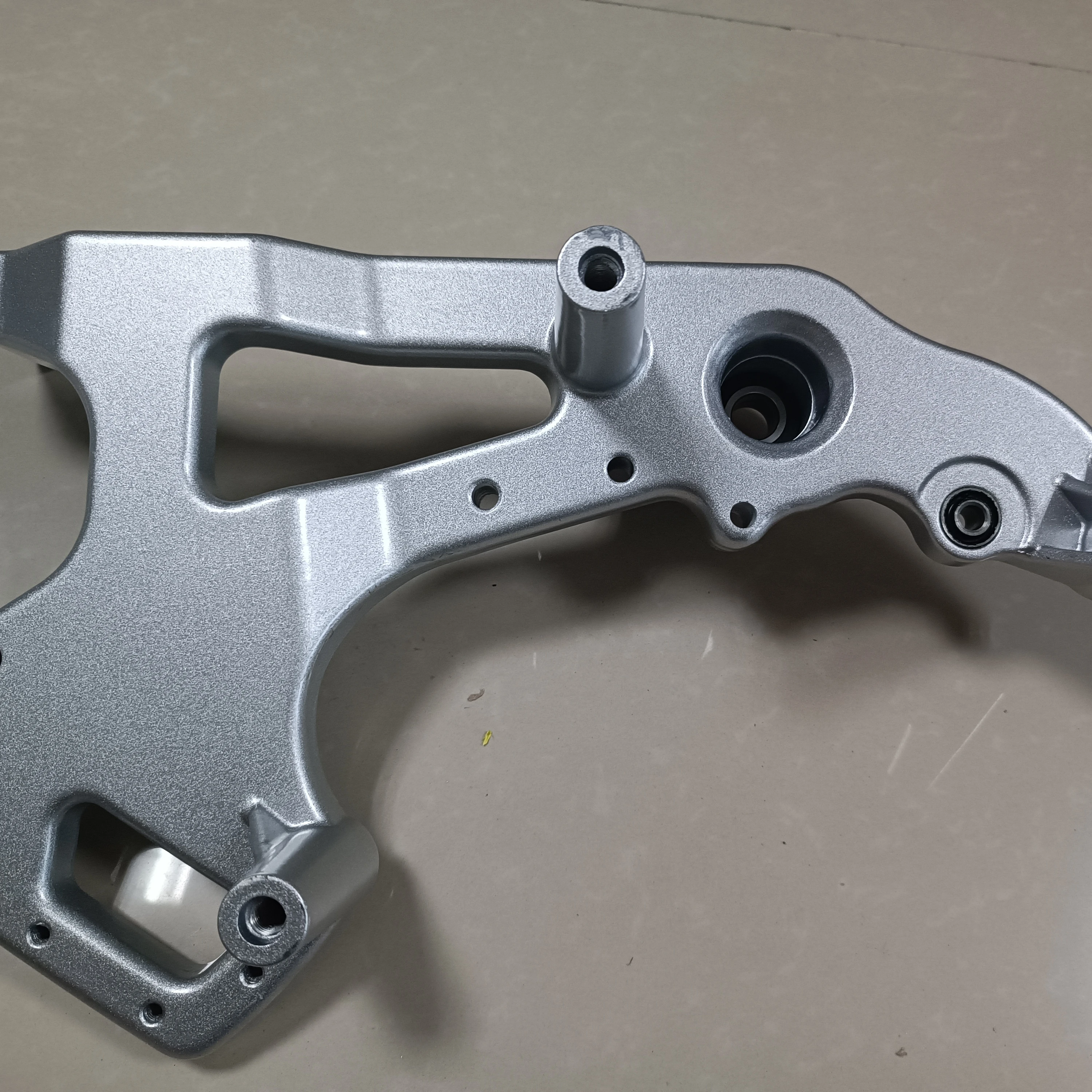 

150CC GY6 Engine Parts Shock Absorbers Connecting Plate Aluminum