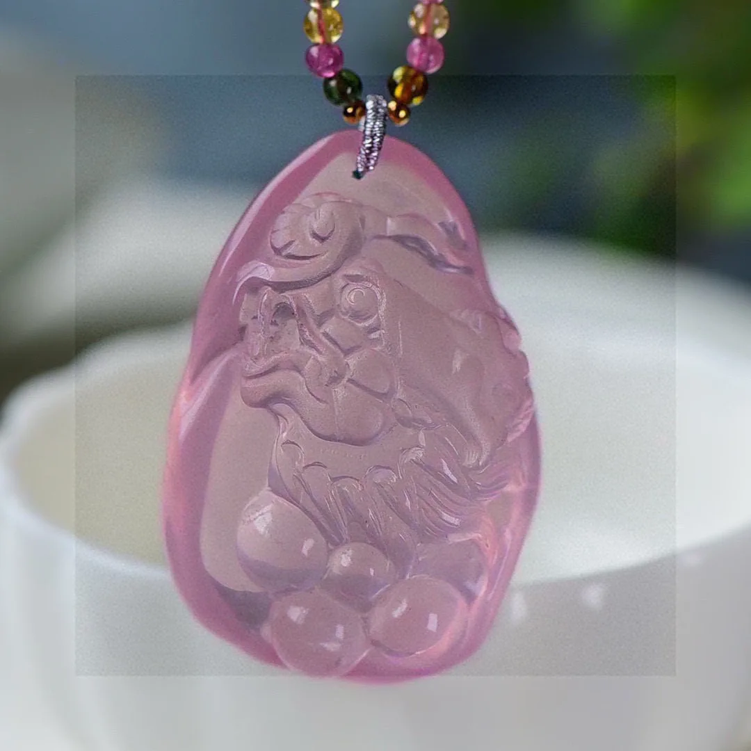 Natural Rose Quartz Pendant Necklace Carved Rose Quartz 43.5*30.5*19mm Love Crystal Jewelry AAAAA