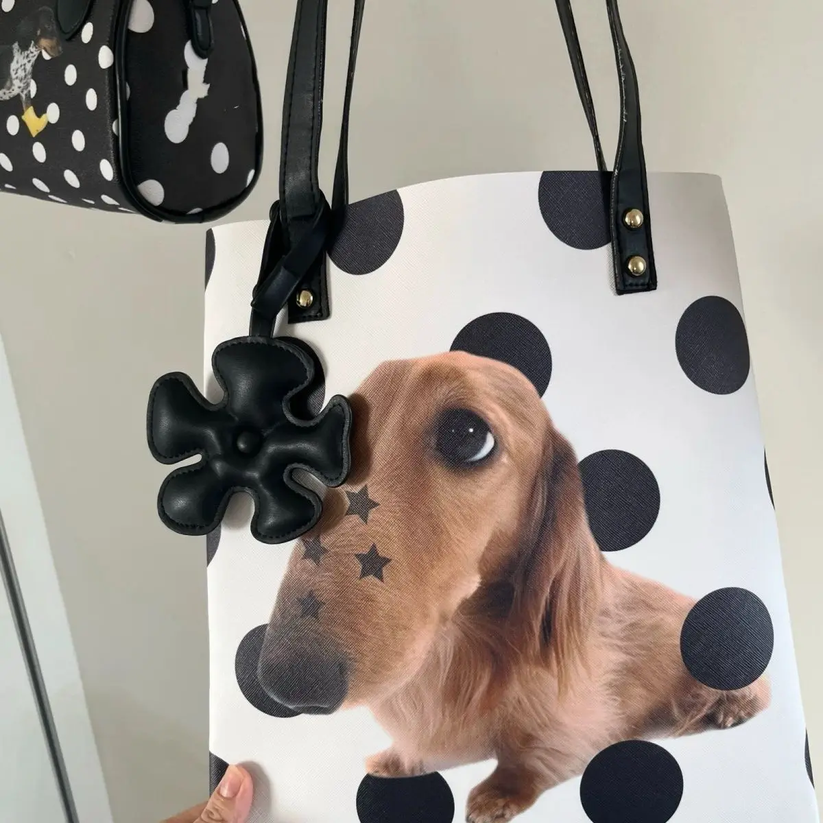 

Japanese-style Cartoon Cute Dachshund Flower Pendant Dot Puppy Cute Handbag Tote Bag Large-capacity Shopping Bags Woman Bag