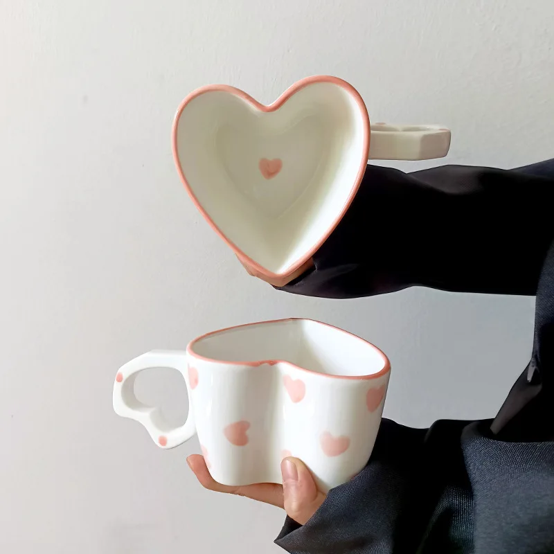 Heart Shaped Coffee Cup with Creative Personality and Unique Design, Heart-shaped Handle Ceramic Cup As A Gift for Girlfriends