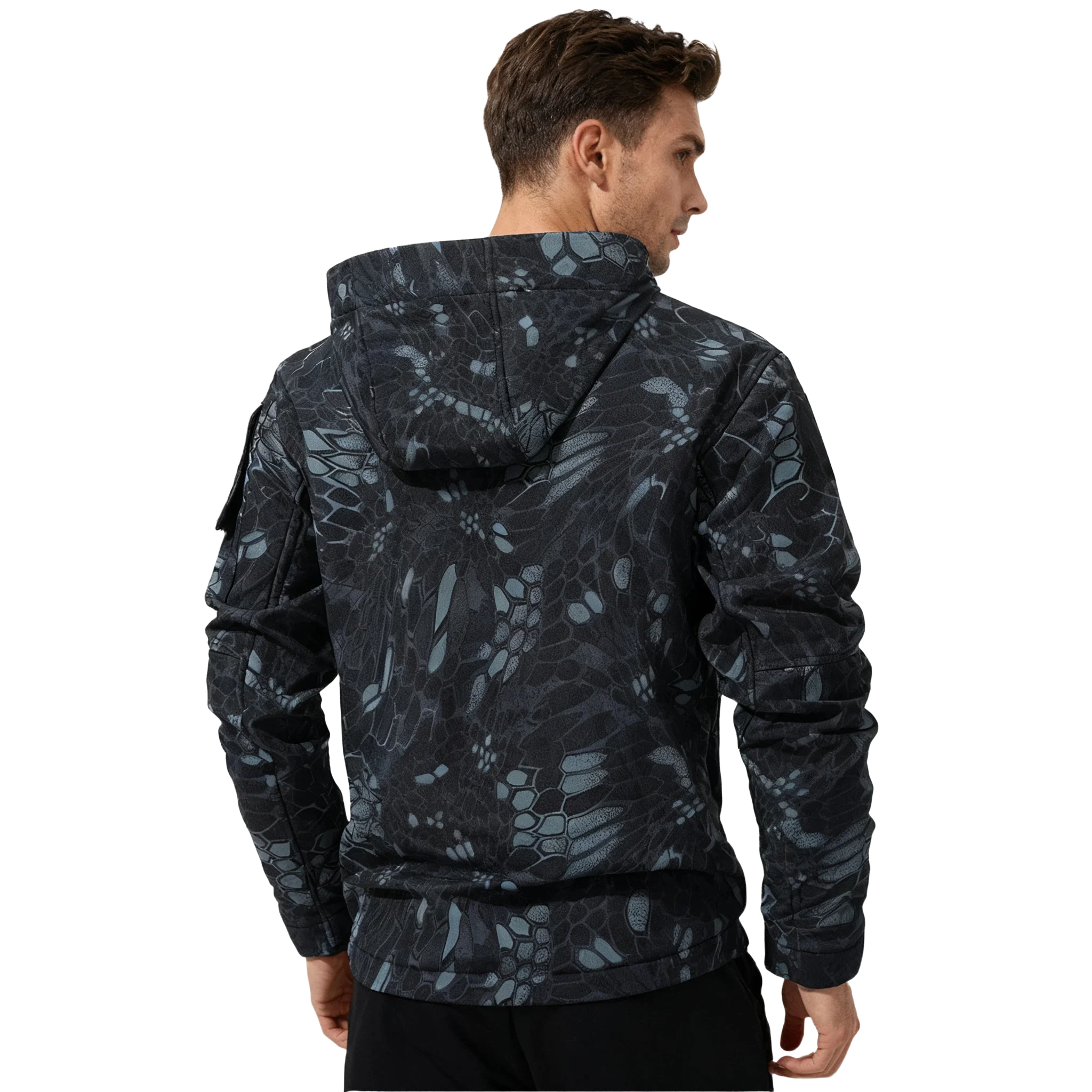 سترة سوفتشيل تكتيكية جديدة للرجال سترة ناعمة مموهة للاستخدام الخارجي مقاومة للرياح ومقاومة للماء سترة تكتيكية دافئة متعددة الجيوب