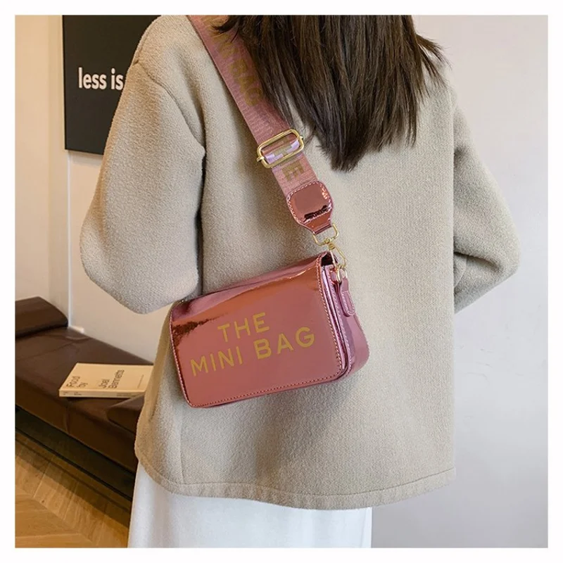 

Women's Shoulder Bag Made Of Lizard-Print Leather Boasting Prague High-End Vintage Neat Spacious Look​