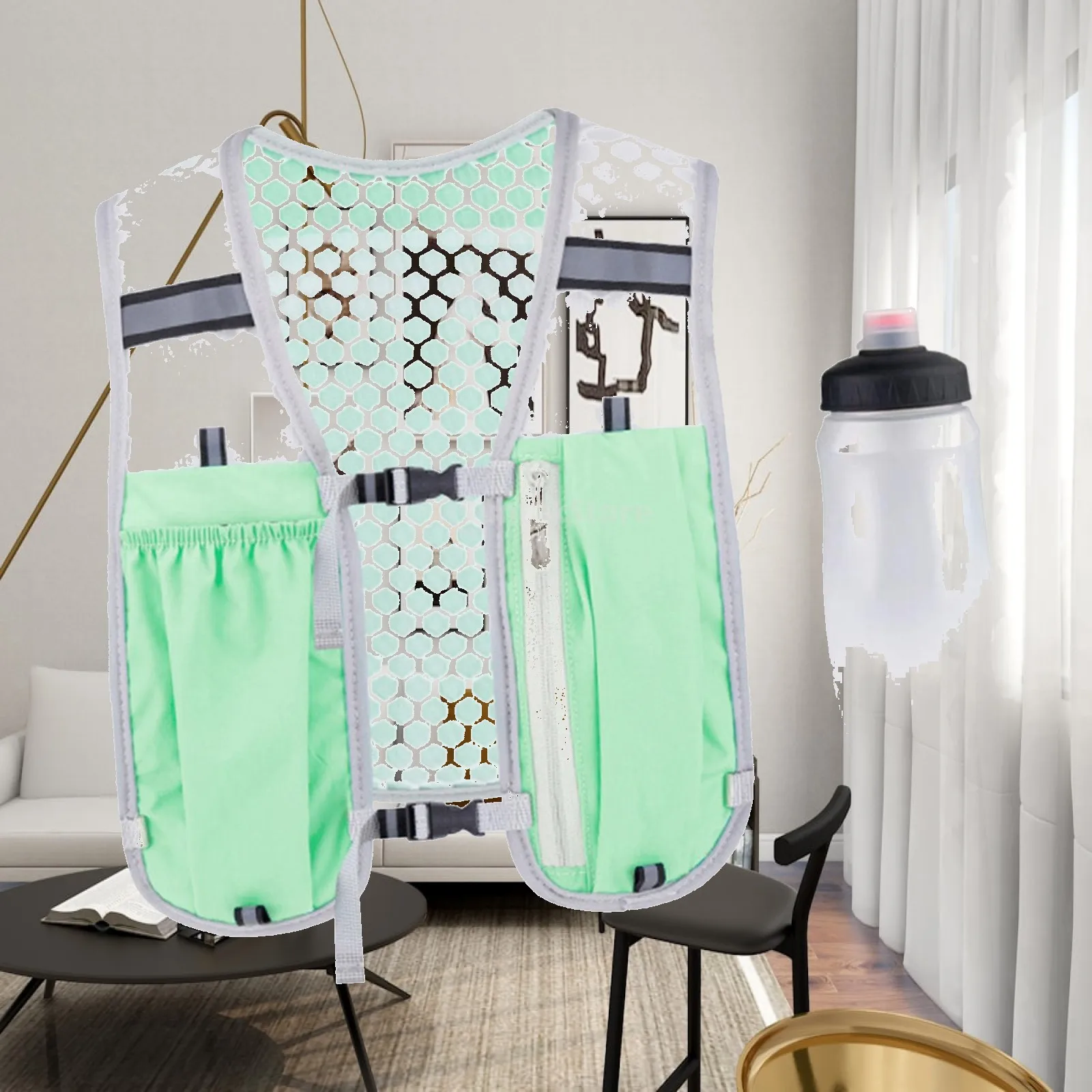 Hydrated Vest Pack Sports Bag Water Pack with 550ml Soft Bottle for Camping Climbing