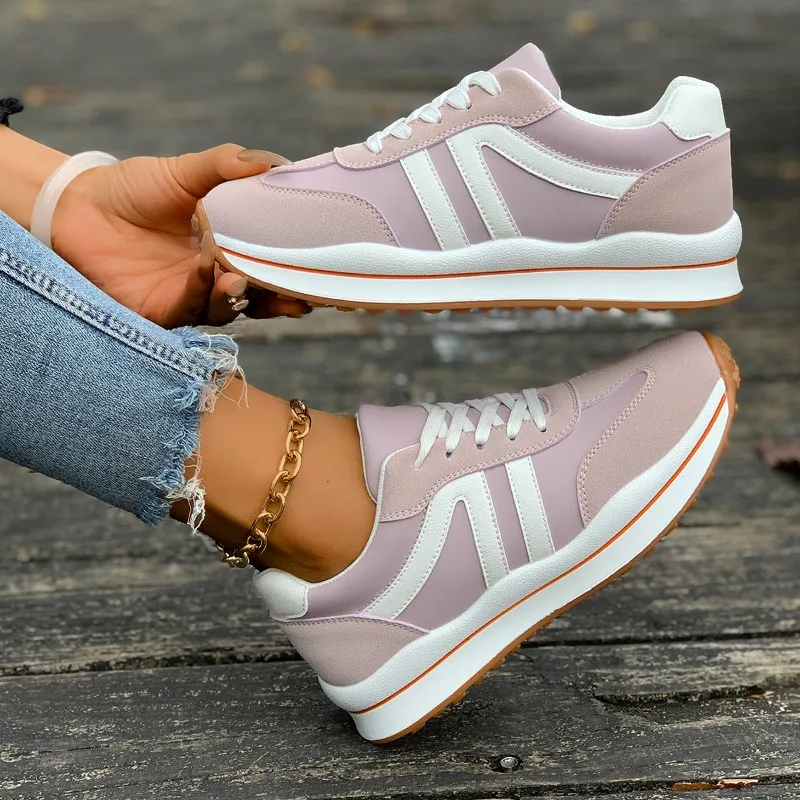 

2025 Spring Autumn Women's Casual Lightweight Sport Shoes New Thick Soled Lace Up Running Women Single Shoes Zapatos De Mujer