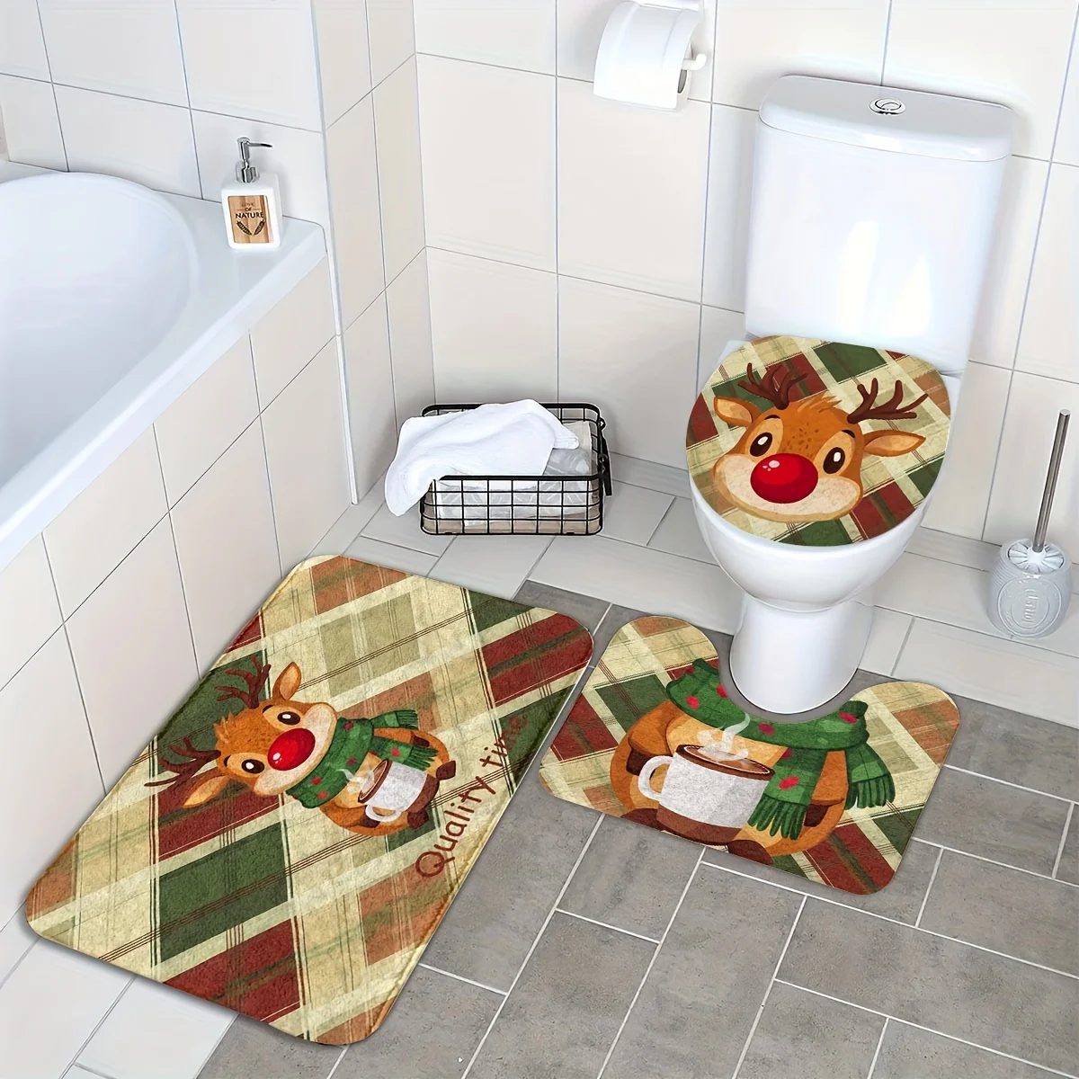 3pcs classic Christmas plaid coffee-drinking moose floor mat, made of soft flannel material, non-slip and machine washable, very