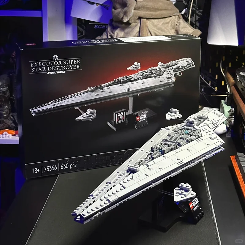 

630pcs 75356 Executor Super Spaceship Building Blocks Model Fit Assembling Bricks Toys for kids Educational Gift Set