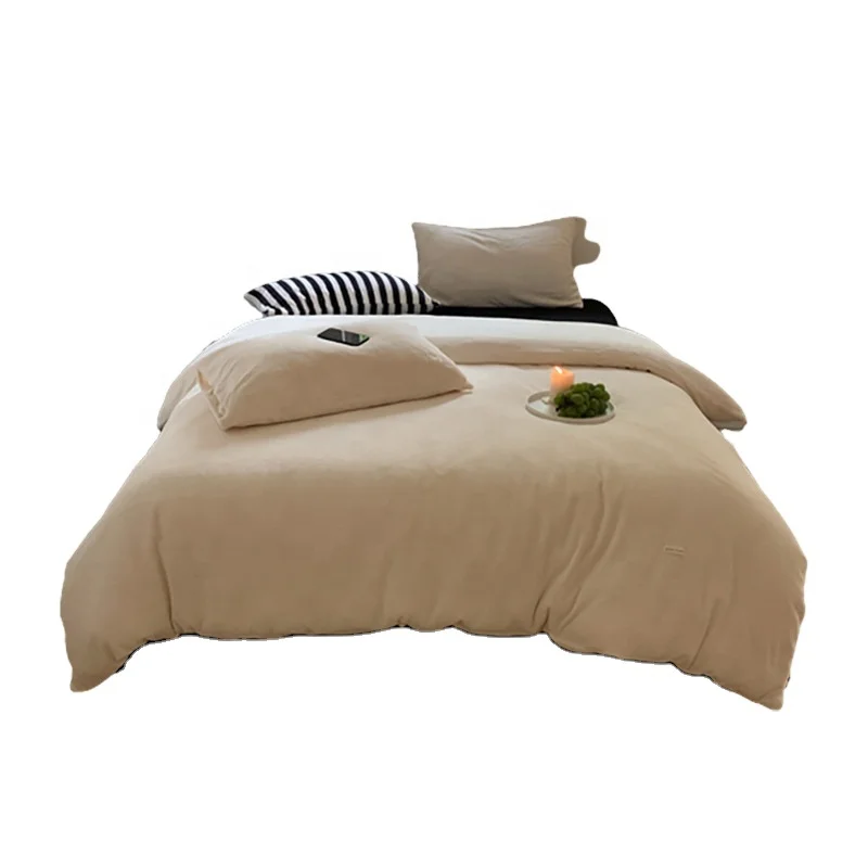 

Autumn and winter new ins wind milk velvet four-piece set of color bump warm quilt cover sheets