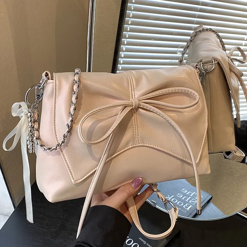 

Elegant 2025 Pleated Crossbody Bag for Women, Soft Faux Leather Bow Decor Sling, Fashionable Underarm Bag for City & Weekend