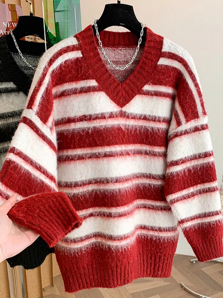 

Women's V-Ne Long Sve Knitted Sweater Spring 2026 Casual Loose Base irt Top Striped Design Spring Faion New Arrival