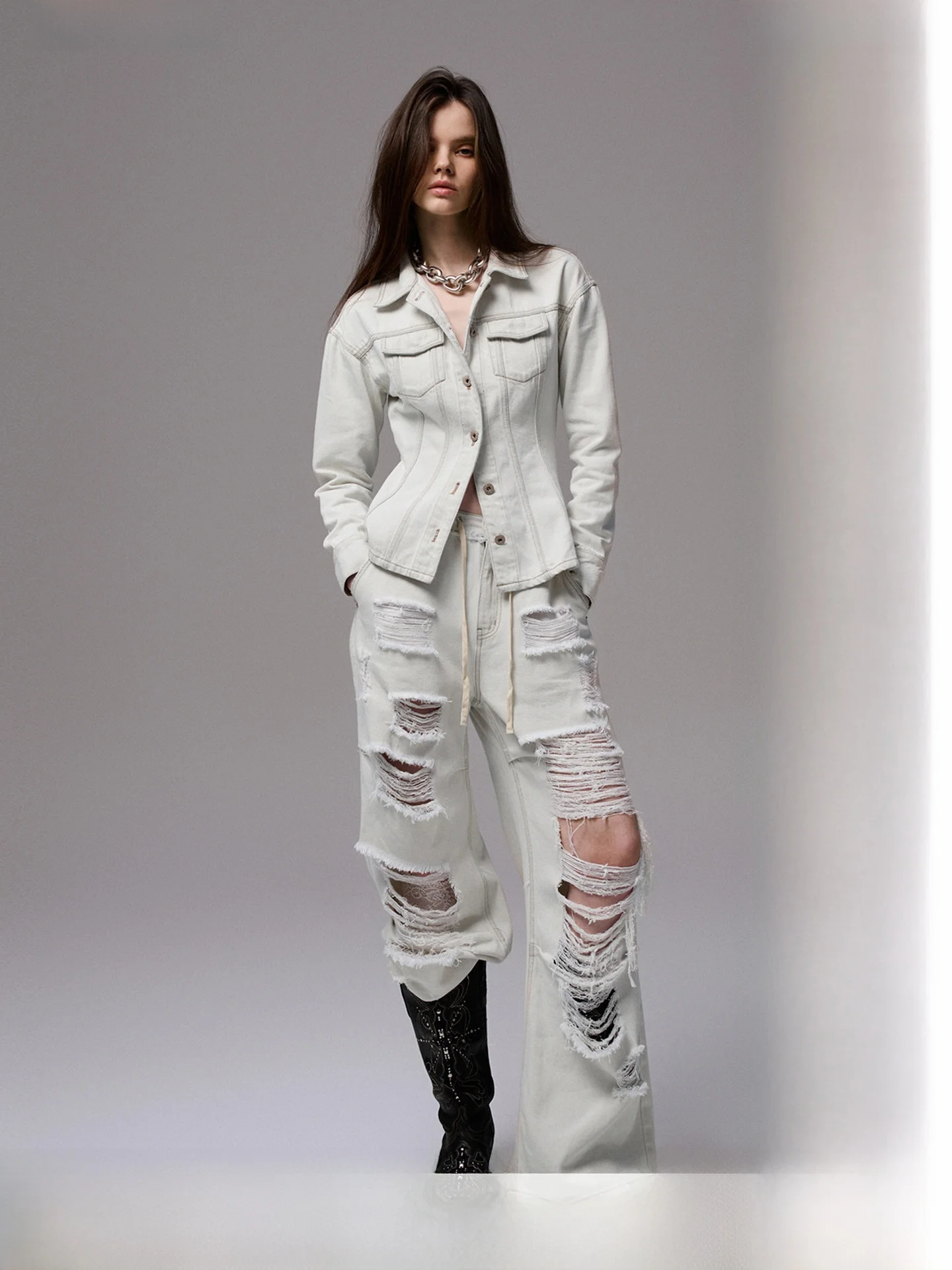 

JINN STUDIO выцветшие белые джинсовые джинсы с дырками, женские широкие брюки с низкой талией и вышивкой, повседневная хлопковая ткань