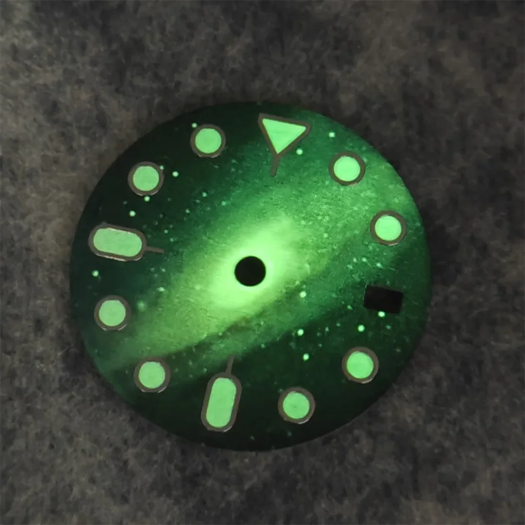 NH35 ساعة الطلب السماء المرصعة بالنجوم القمرية نجمة ووتش وجوه مع ملحقات ساعة تحويل مضيئة خضراء لحركة NH35 / NH34