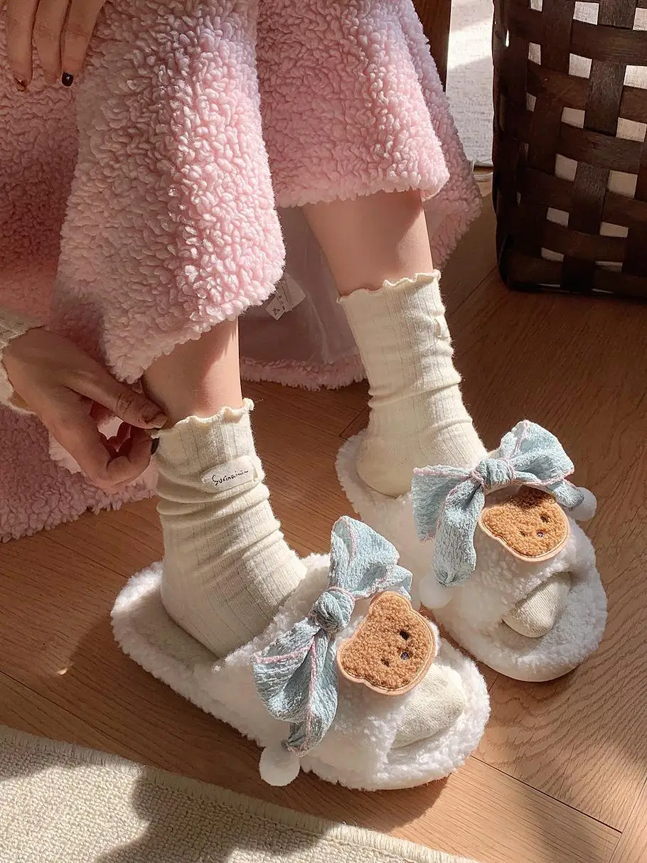 

Women Home Slippers Winter Cute Bear Bow Hairy Slippers Versatile Indoor Household Anti Slip Women's Straight Cotton Slippers