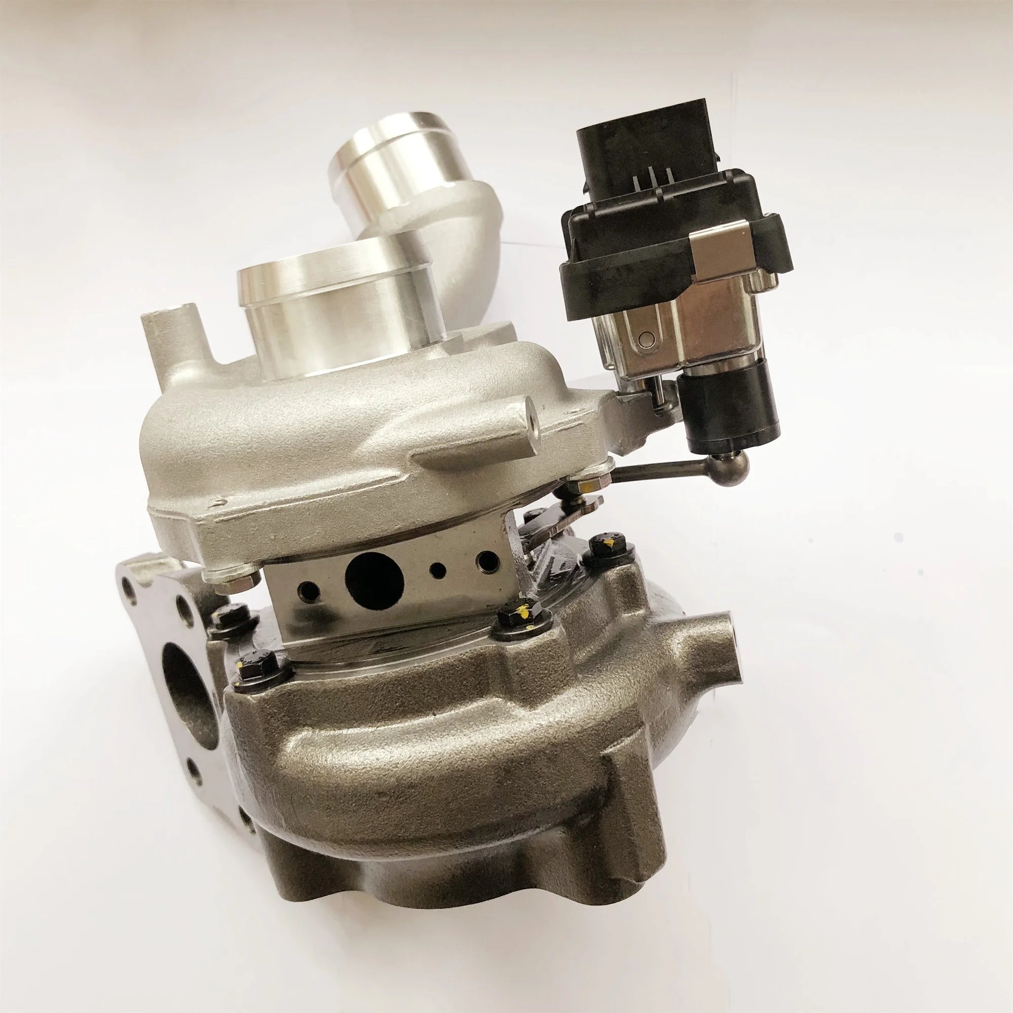 

2026 BV45 14411-5X01A 53039880210 53039700210 53039880182 53039880337 144115X01B Турбокомпрессор для Navara Pathfinder YD25DDTI 2.5