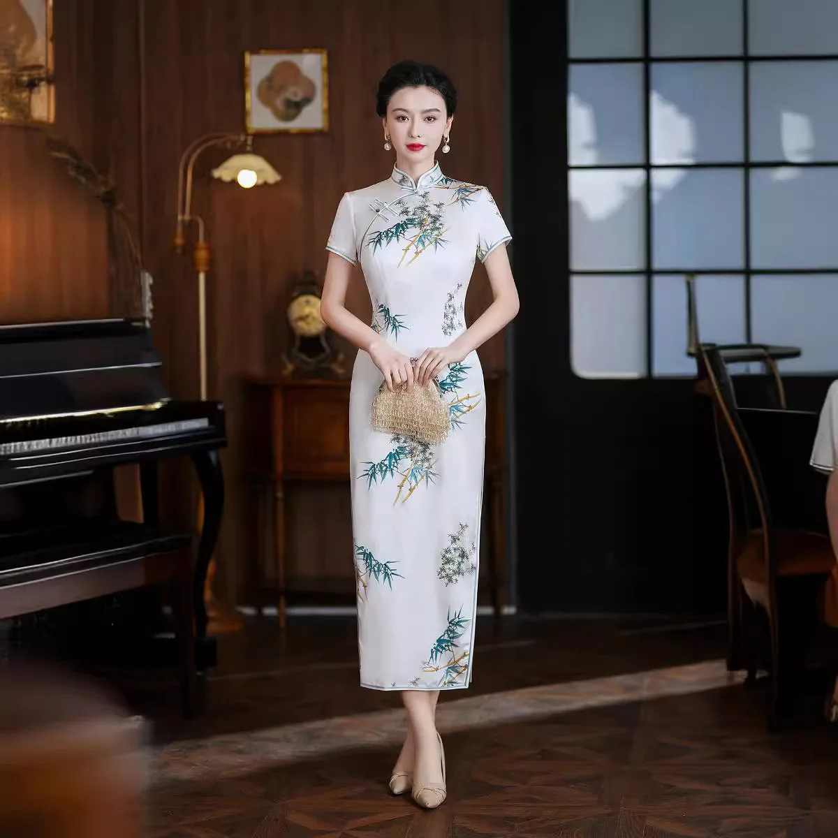 High Quality Real Silk Qipao Cheongsam Top Skirt Sexy Fashion Retro Artistic Wear Modified Version