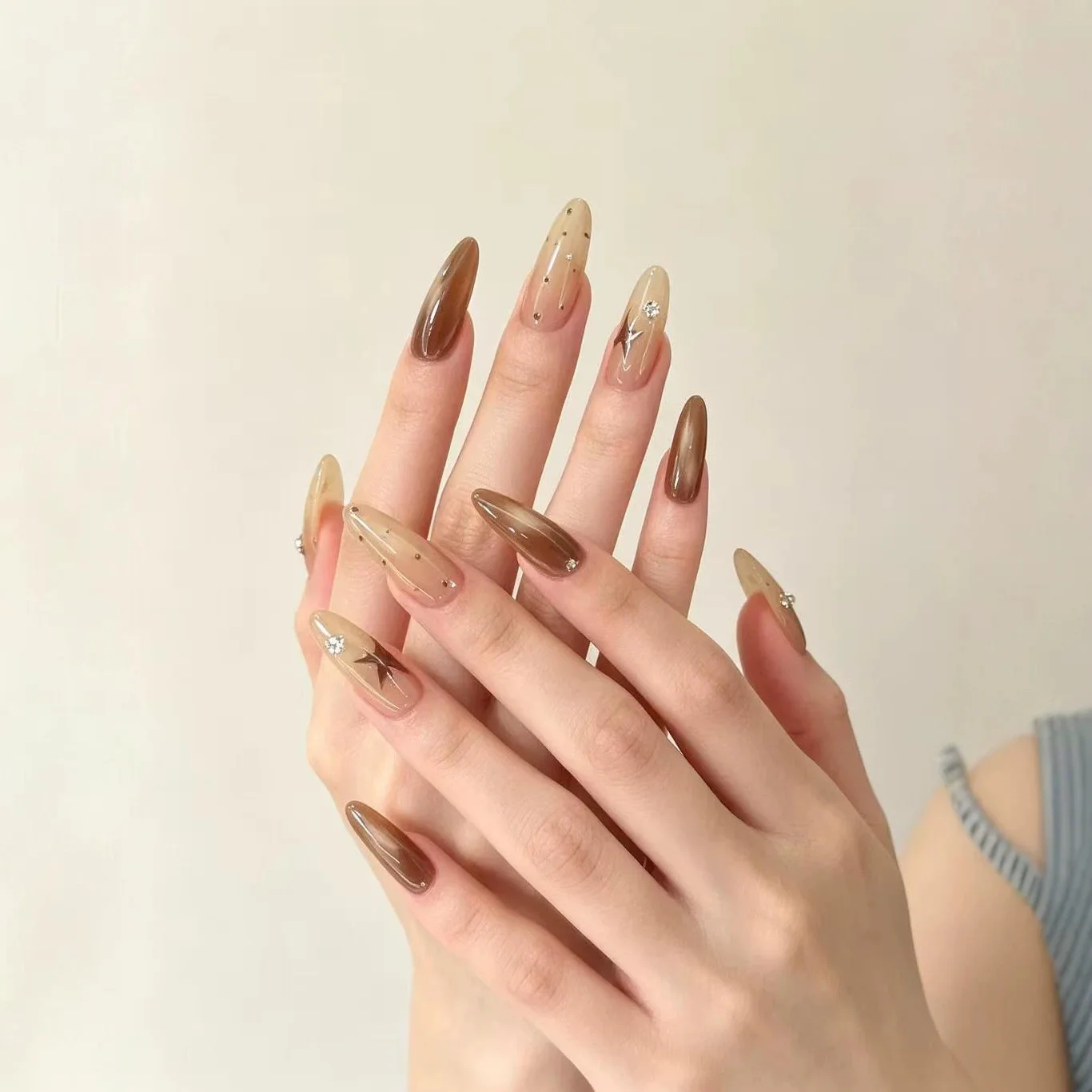 10pcs Handmade Oval Press On Nails Brown Cat Eye Star Polka Dot Design Sweet Fake Nails Wearable Nails Art Tips Autumn Winter