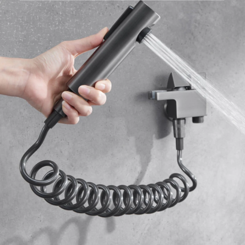 

Toilet spray gun, shower cleaning kit, household flushing faucet, washing machine water gun nozzle, etc