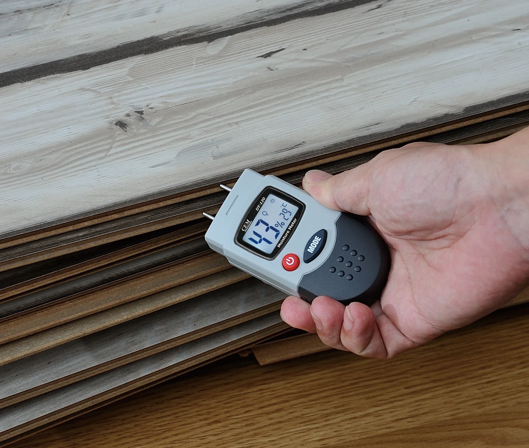 CEM DT-120 Pocket Digital Moisture Meter With Dual Backlit LCD Digital Display of Moisture Temperature User Selectable Moisture