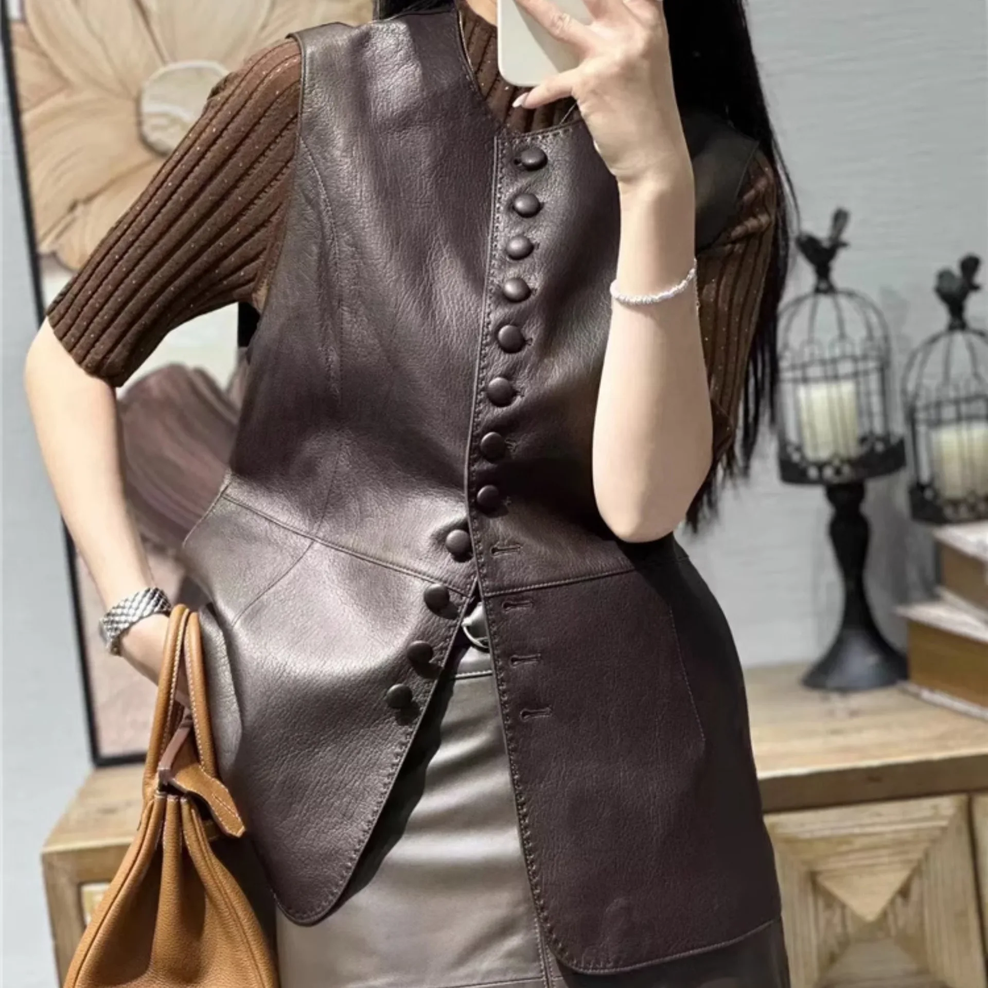 2023 New Style Women's Fashion Rice Grain Pressure Single Breasted Genuine Sheepskin Leather  Vest