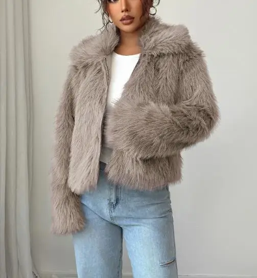 

2025 Autumn and Winter Temperament Elegant Style Versatile Plush Long Sleeved Coat for Women's Clothing