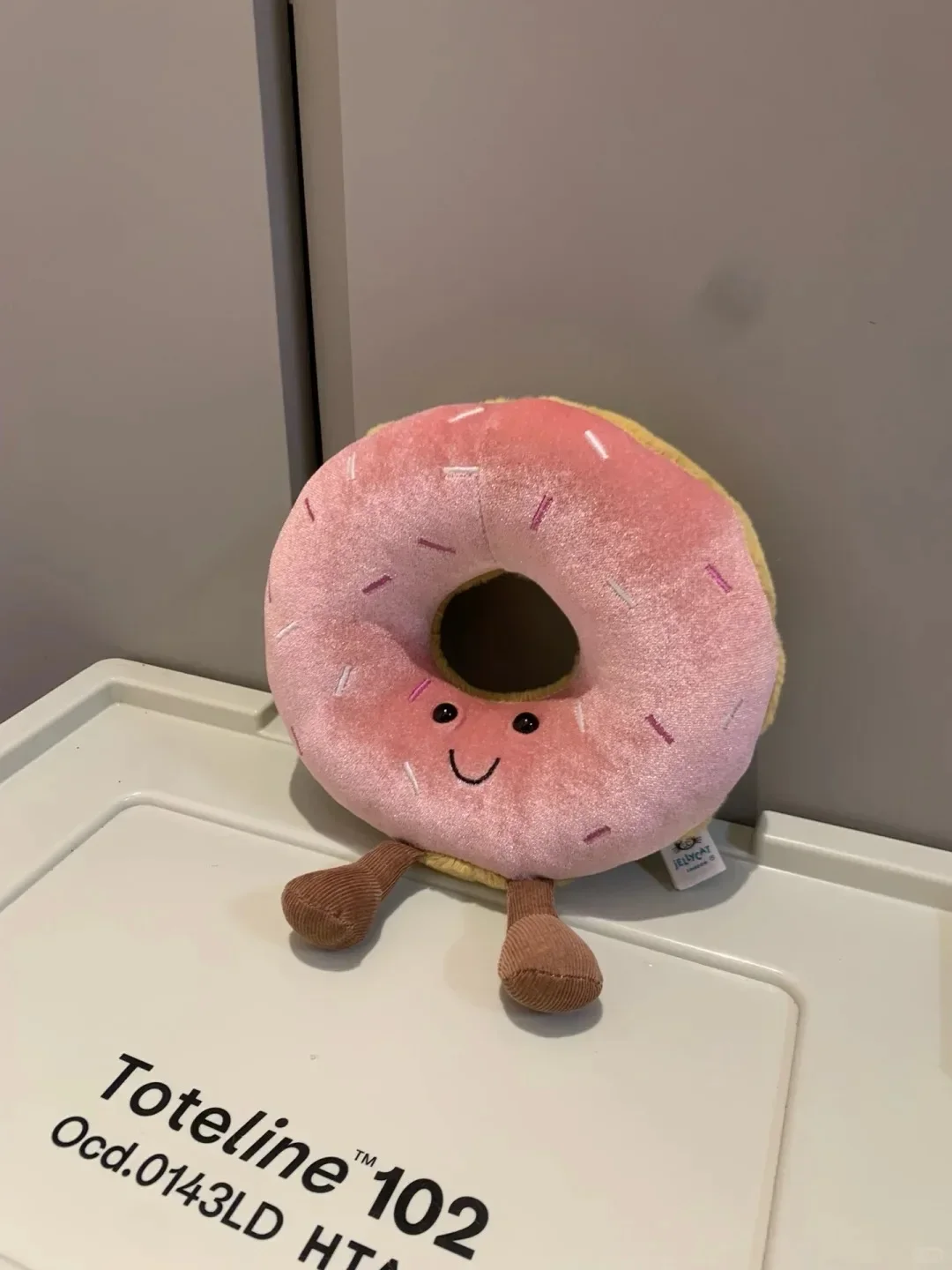 

Pet toys cat toys For Jelly Cat New Limited Edition Fun Amuseable Doughnut Plush Doll With Gift Home Decoration Holiday Gift Toy