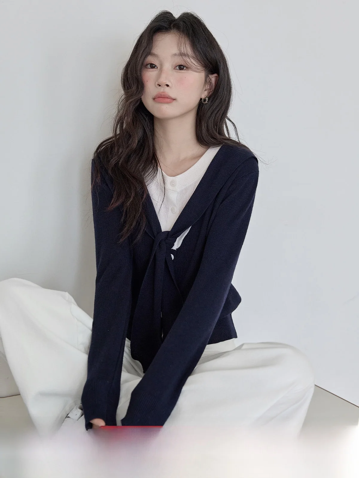 

HUIXI Women's Knitted Sweater Fake Two-Piece Belted Spring 2026 Unique Design Slimming Trendy Commute Sle Long Sve
