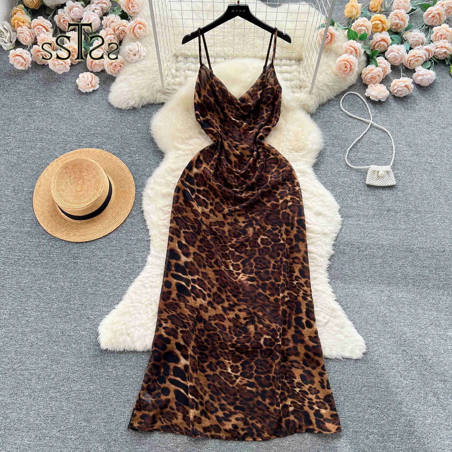 

Summer Women Sexy Leopard Print Suspender Dress 2024 New Fashion Swinging Collar Sleeveless Slim A Line Beach Party Maxi Dress