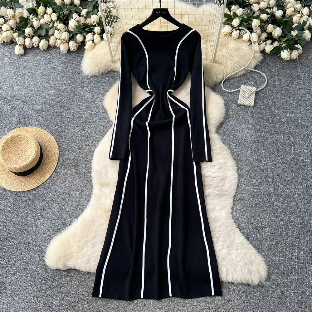 YuooMuoo Dresses 2025 Woman French Style Luxury Patchwork Knitted One Piece Dress Autumn Winter Lady Long Sleeve Maxi Dress