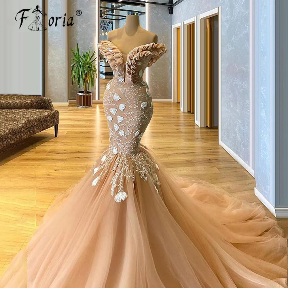 

2022 Gorgeous Champagne Mermaid Evening Dresses Floral Applique Ruffles Off Shoulder Prom Gowns Celebrity Party Vestido De Novia