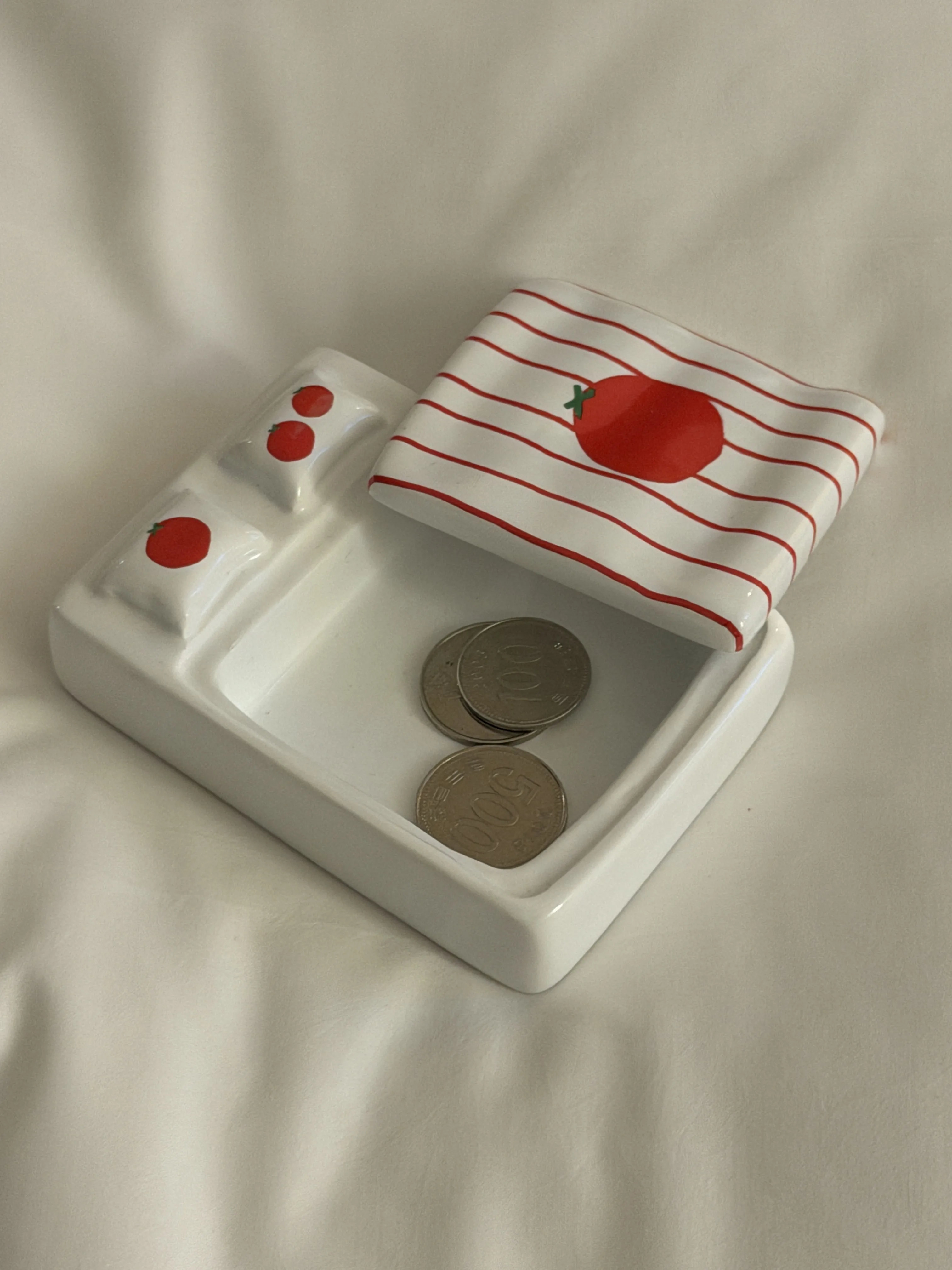 

Cute Hand-painted Tomato Resin Jewelry Storage Box | Mini Bed Style Decorative Organizer