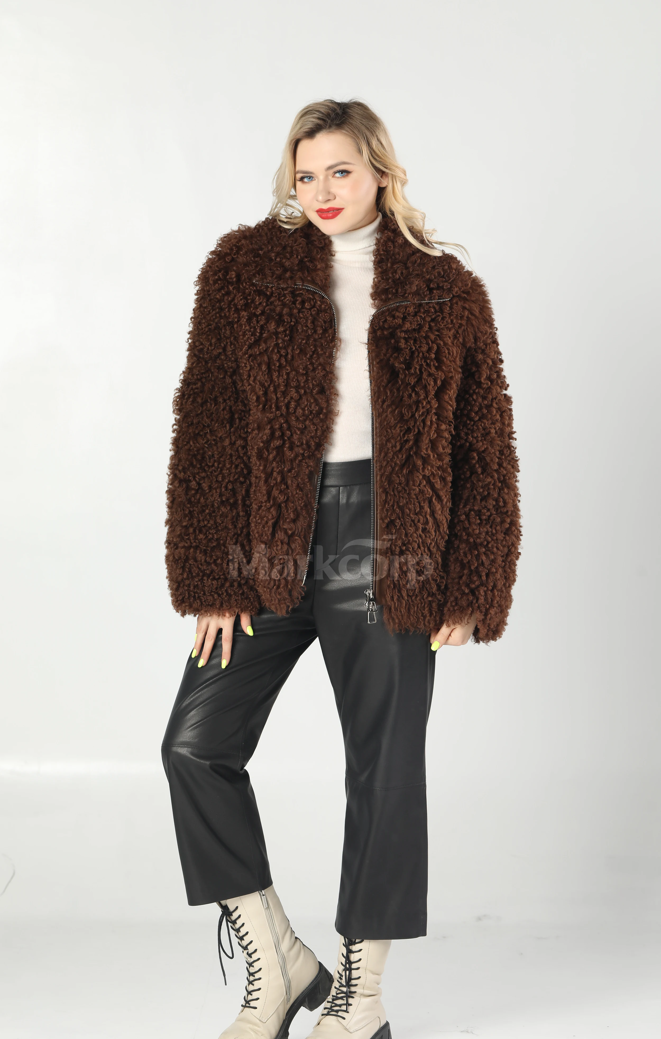 【Markcorp】تيجرادو فرو حقيقي عصري من الفرو العتيق