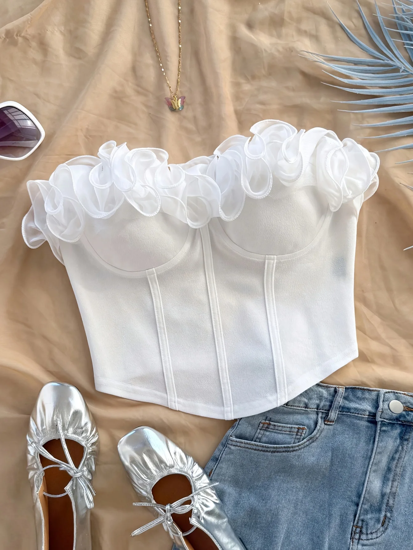 Elegant Stereoscopic Flower Pure Sexy Tube Top Vest Slim Fitting Y2K Style Suitable for Inner and Outer Wear