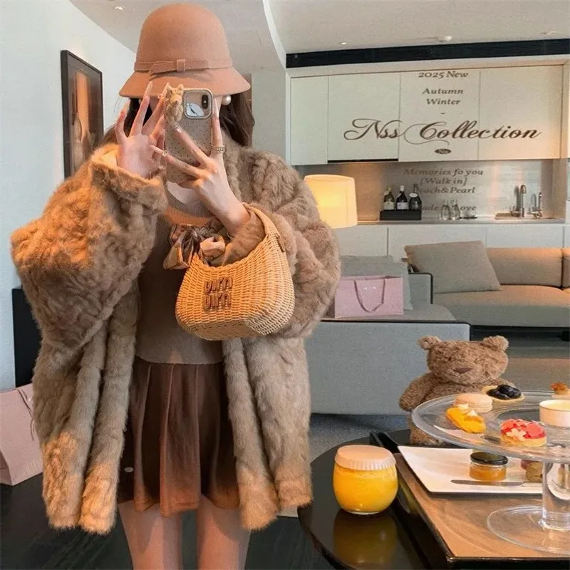 Top Stream Daughter Environmental Protection Small Lake Sheep Imitation fur fur Integrated Plush Jacket Women's Loose Lazy Coat