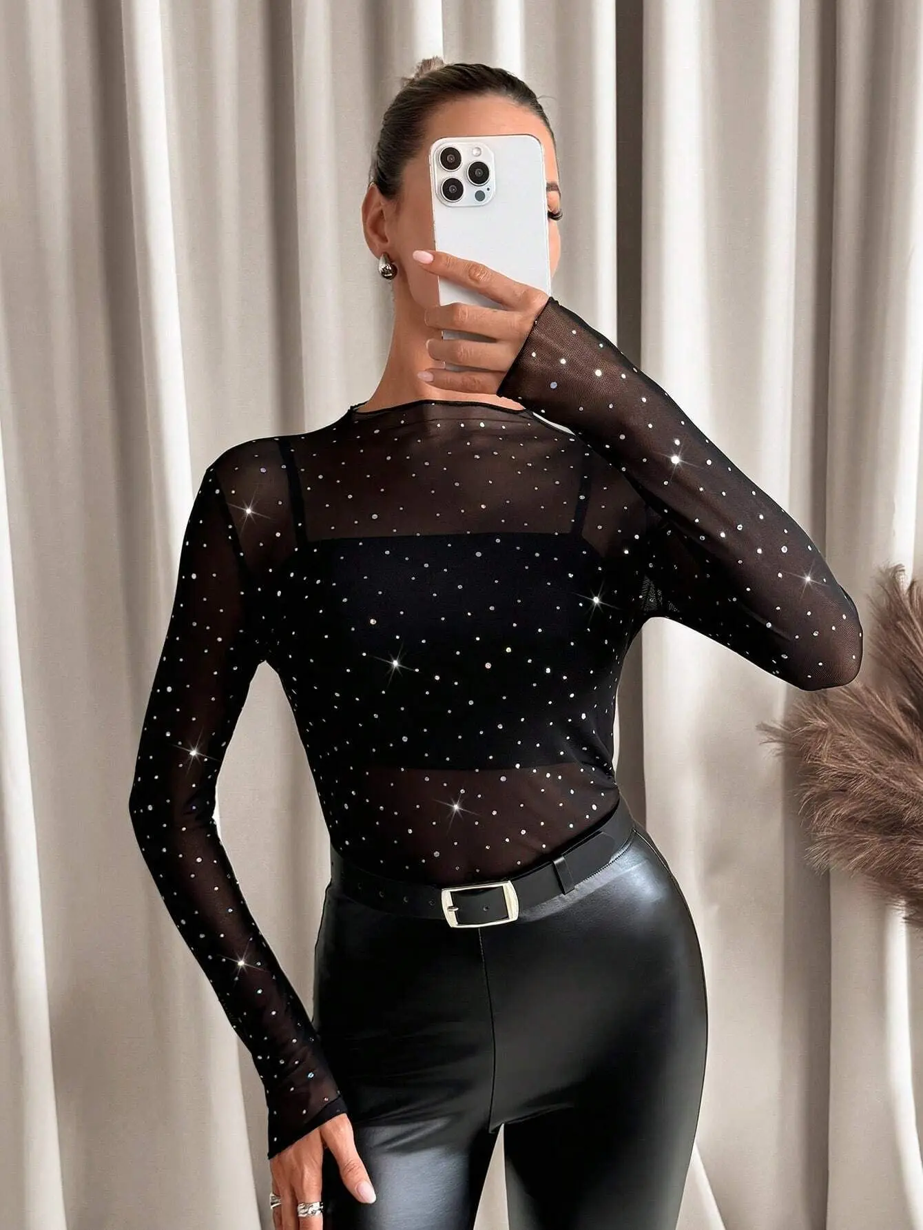 2026 New Style Women's Shortline V-Neck Long-Sleeved Mesh Sand Transparent Crystal-Decorated T-Shirt Top for Women
