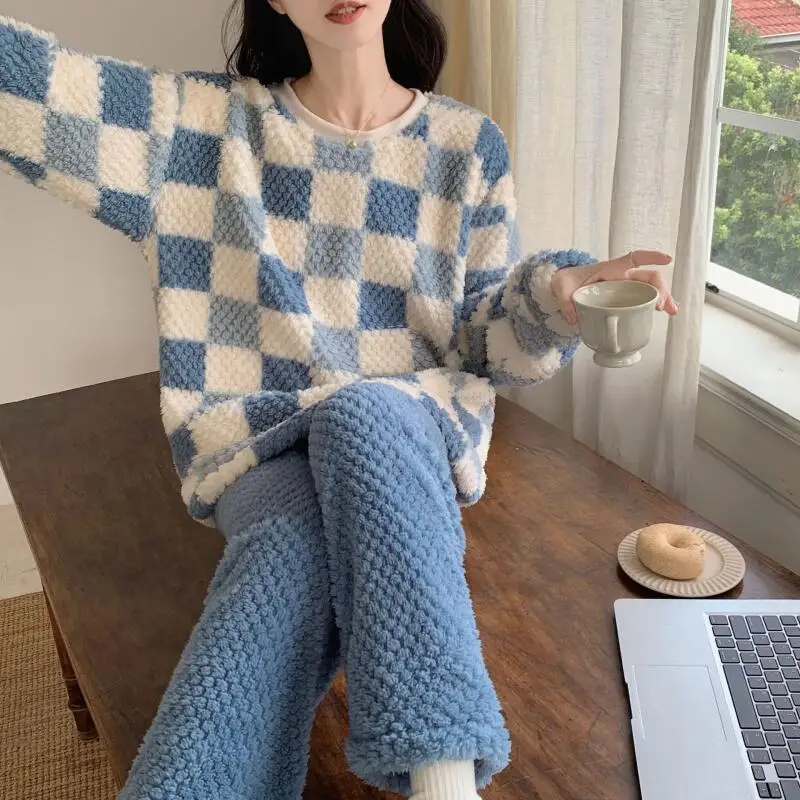 ملابس نسائية بيجامات شتوية سميكة تحافظ على الدفء منتج ضرب الموضة في الهواء الطلق في المنزل رائع لطيف للسفر في الفصول الأربعة