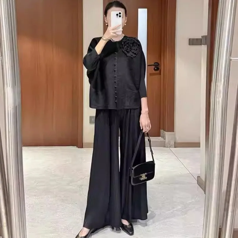 

Miyake Pleated Women's Long Sleeve Top Set 2026 New Button Cardigan Jacket Plus Size Stretch Straight Wide Leg Pants 2-Piece Set