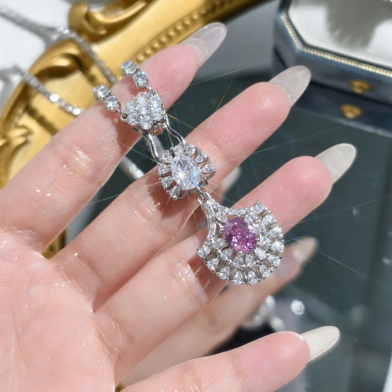 

Moonlight Shell Sparkling Dry Rose Necklace Ring Earrings Light Luxury Elegant High-end Three-piece Set