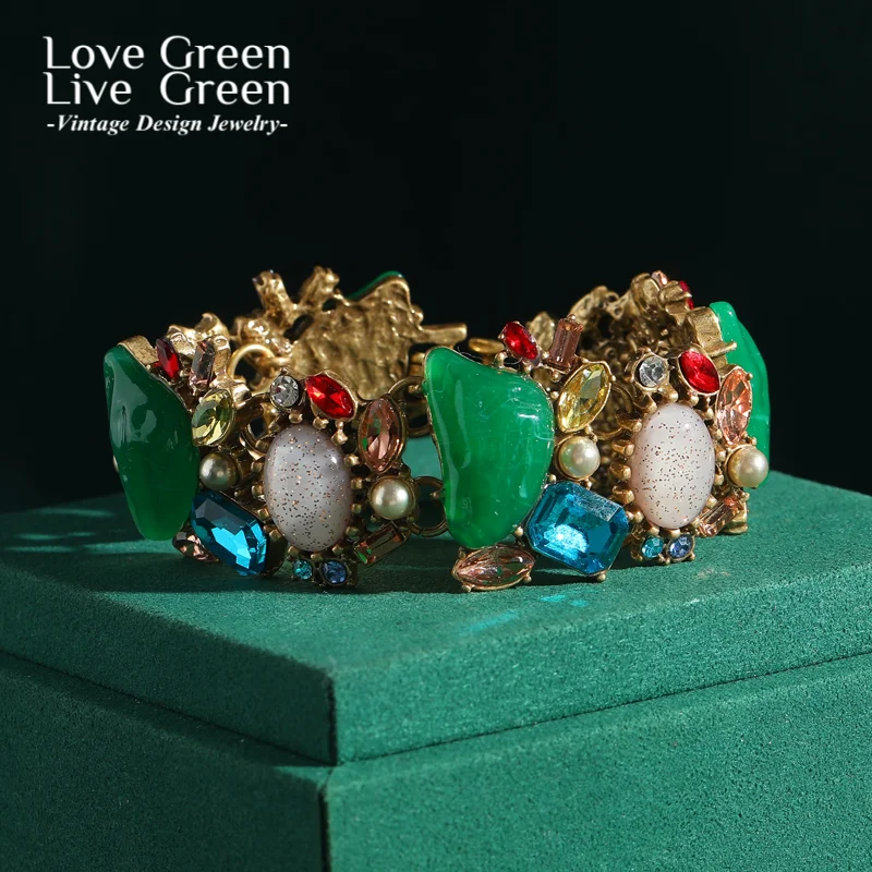 

Gold Color Crystal Bracelets Natural Stone Flower Charms For Women Vintage Bangles Jewelry Luxury Designer Accessories Summer