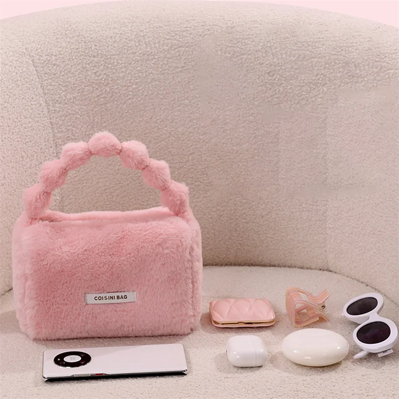 Cute Plush Cosmetic Bag Women Large Capacity Makeup Bag Toiletries Storage Organizer Lady Girls Makeup Case Travel Purse Handbag