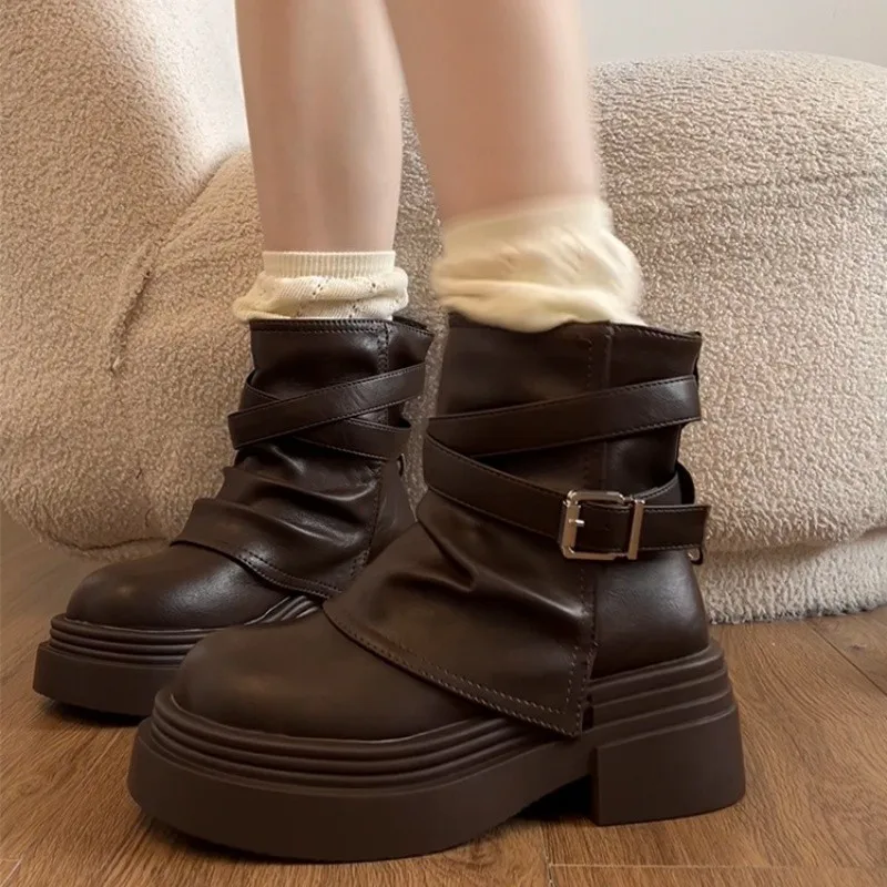 Vintage Plateau-Stiefeletten mit Erhöhung für Damen 2026 Neu mit Schnallenverschluss und Dicker Sohle Herbst Winter Moderne Kurze Stiefel