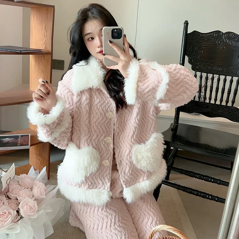 

Autumn and Winter Coral Velvet Pajamas Women's Court Long sleeved Pants Two piece Set Flannel Thickened Home Clothes